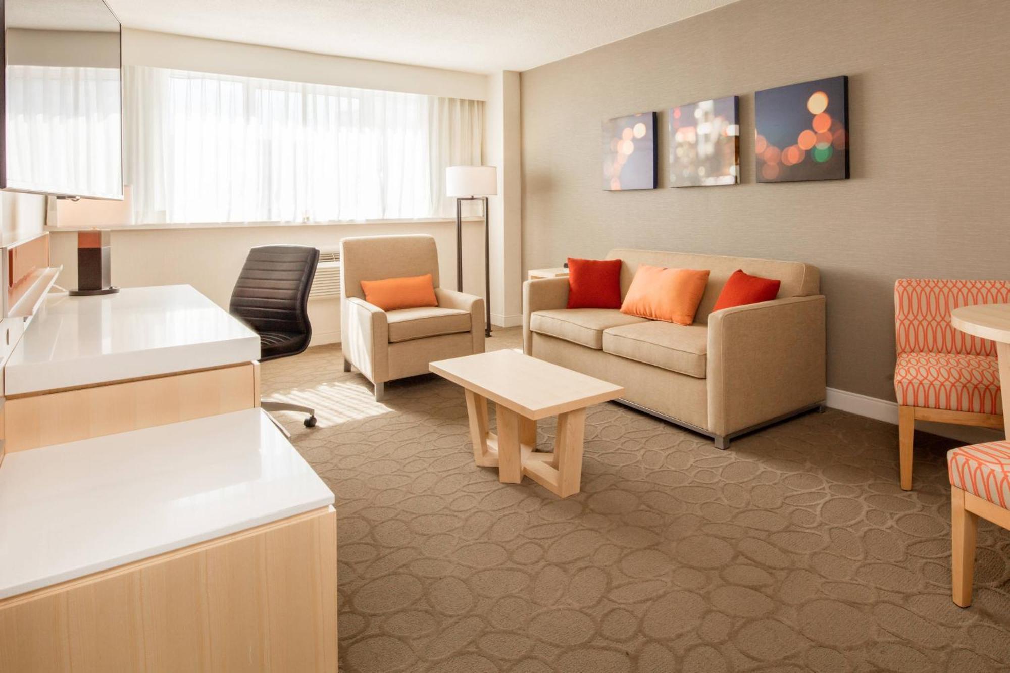 Delta Hotels By Marriott Beausejour Монктон Экстерьер фото